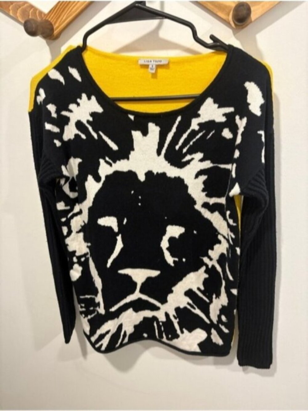 Lisa Todd Lion Cashmere blend sweater